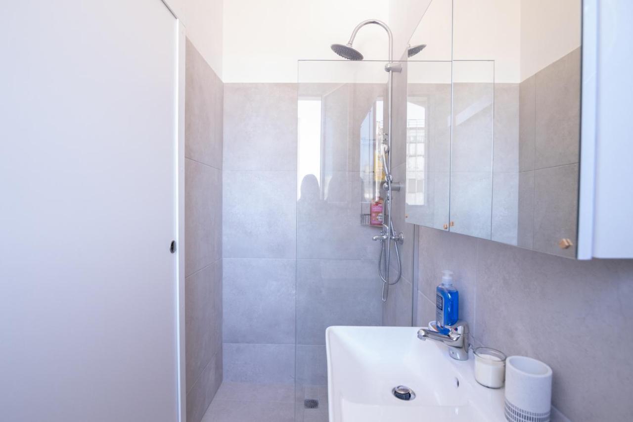 شقة Mediterranean House - 12 Min From Acropolis! أثينا المظهر الخارجي الصورة
